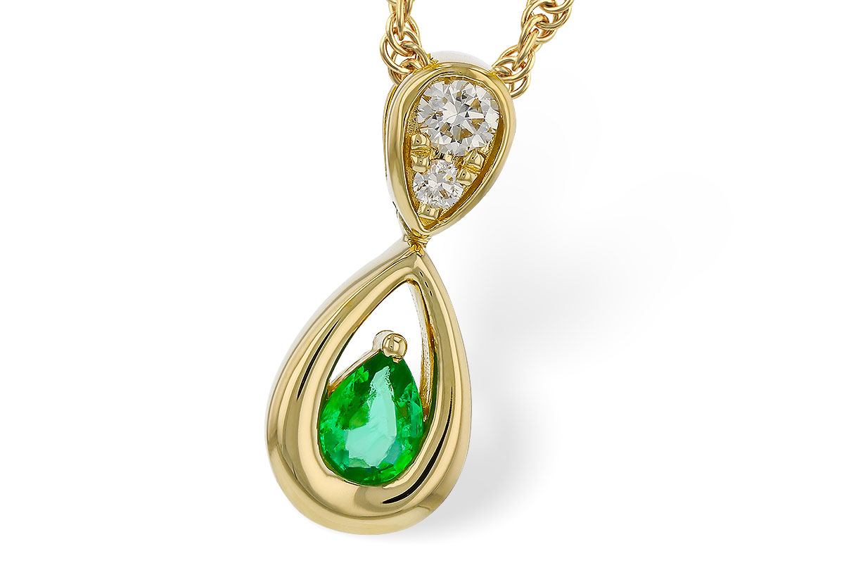 D311-13326: NECKLACE .10 EMERALD .16 TGW (4x3 EMER)