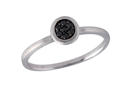 F221-16971: LDS DIA RG .08 BLK DIAS TW