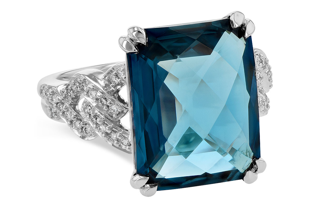 F226-55162: LDS RG 9.40 LONDON BLUE TOPAZ 9.60 TGW (15x12MM)