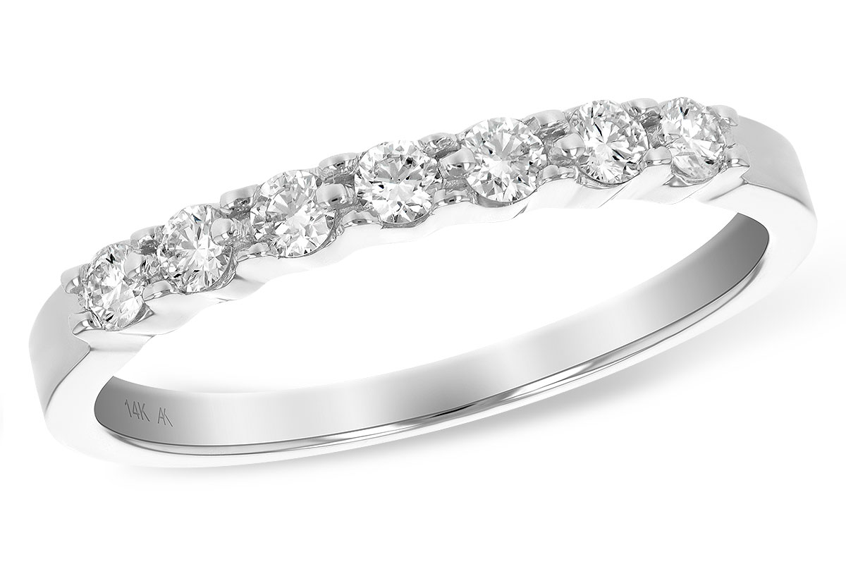 G129-33353: LDS DIA WED RG .25 TW (7 STONES)