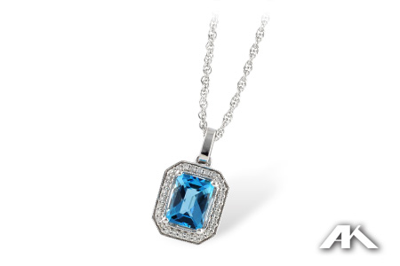 L223-85116: NECK 1.75 BLUE TOPAZ 1.86 TGW